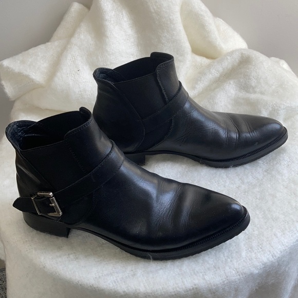 Stelle Monelle Black Leather Booties - Picture 1 of 5